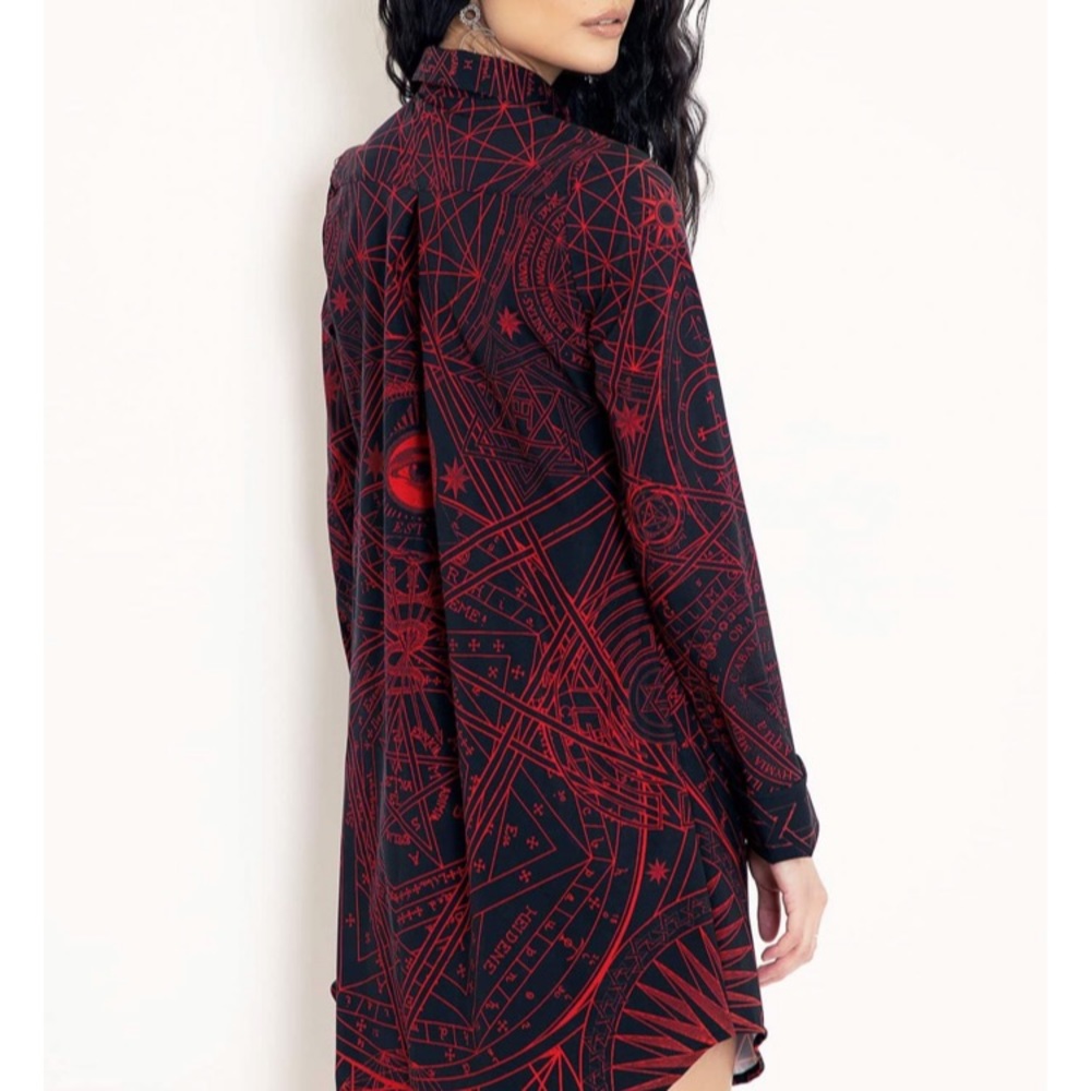 LOOKING FOR:BlackMilkSecretSocietyBusinessTime